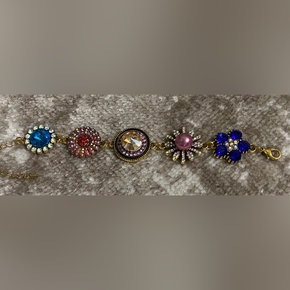 BOHO, Vintage, Unique Multicolor, Multi-stone Bracelet in Perfect Condition!!